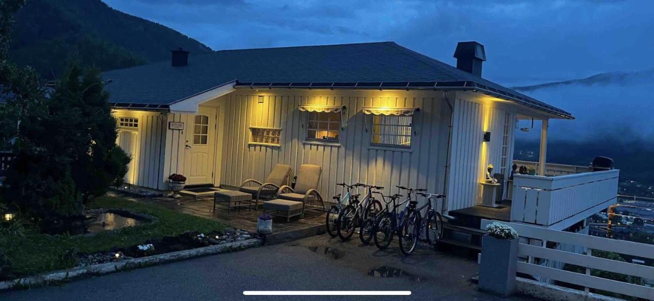 B&B I Flott Utsiktseiendom Otta Exterior foto
